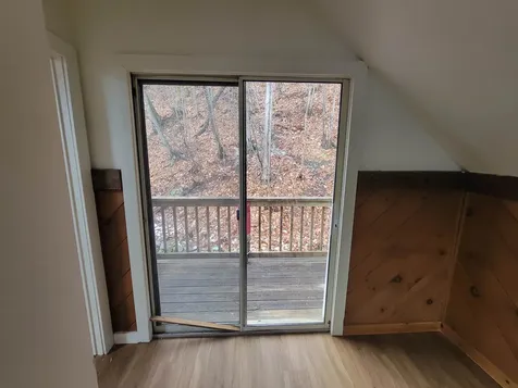 18 West Bow Street Franklin NH 03235