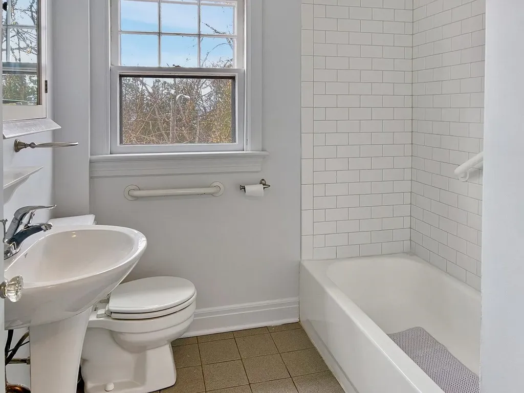 19 Harrington Terrace Burlington VT 05401