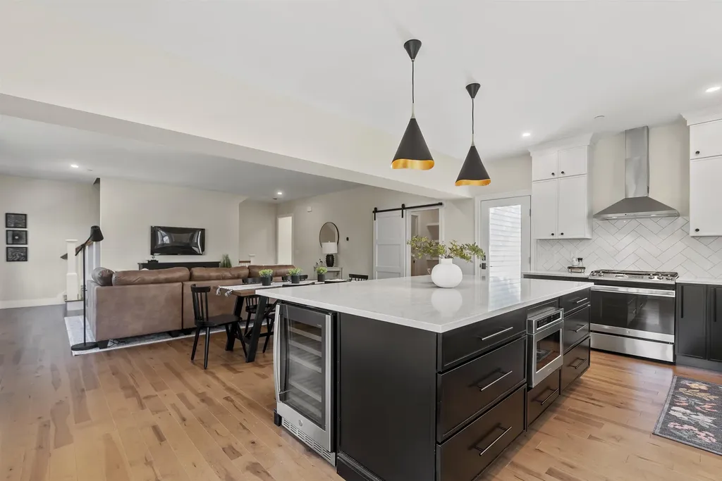 #2 Woodbury Reserve Portsmouth NH 03801