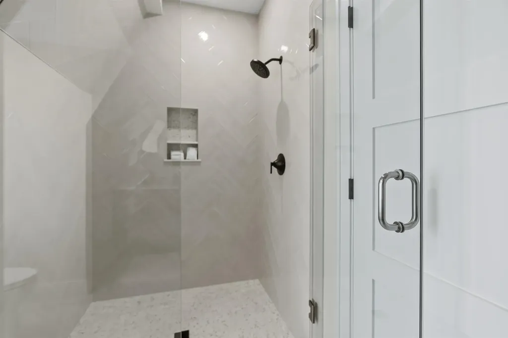 #2 Woodbury Reserve Portsmouth NH 03801