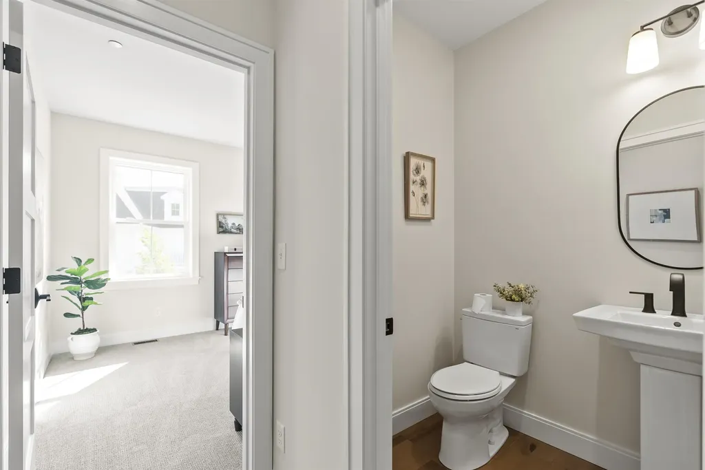 #2 Woodbury Reserve Portsmouth NH 03801