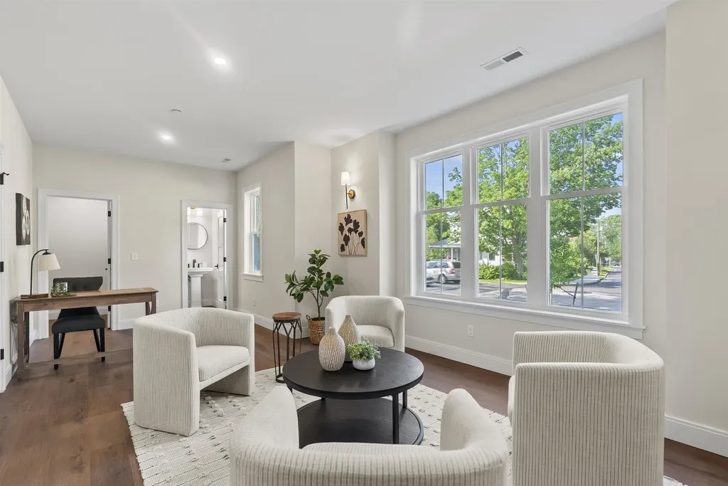 #2 Woodbury Reserve Portsmouth NH 03801