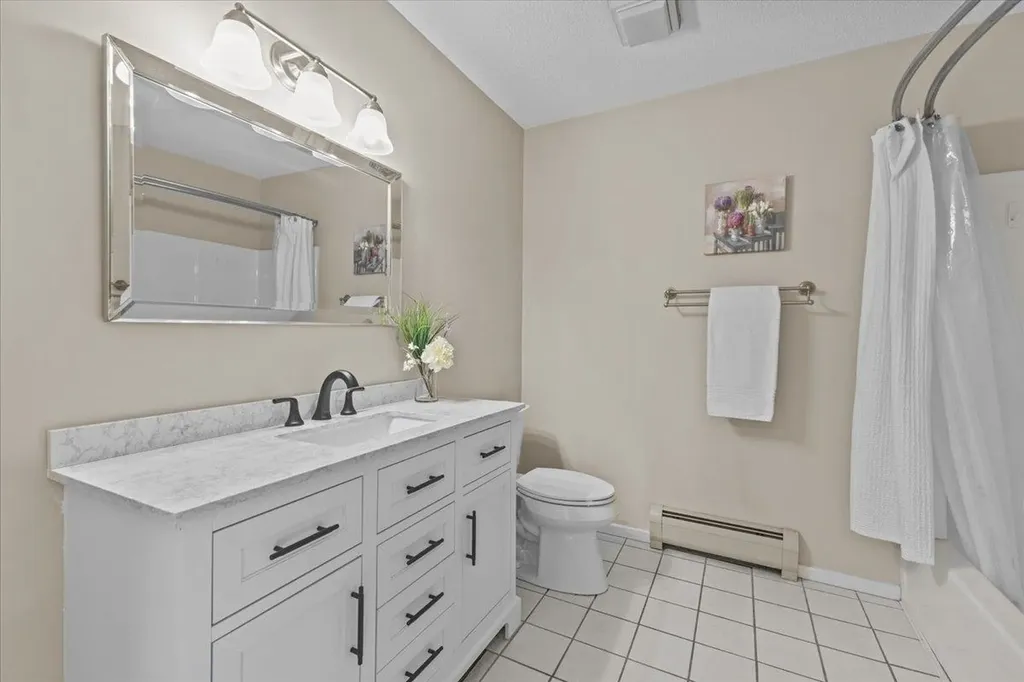 59 Saybrook Road Essex VT 05452
