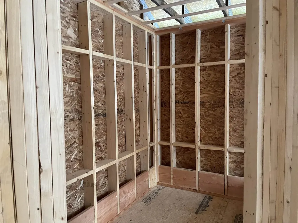 81 Washington Street Littleton NH 03561