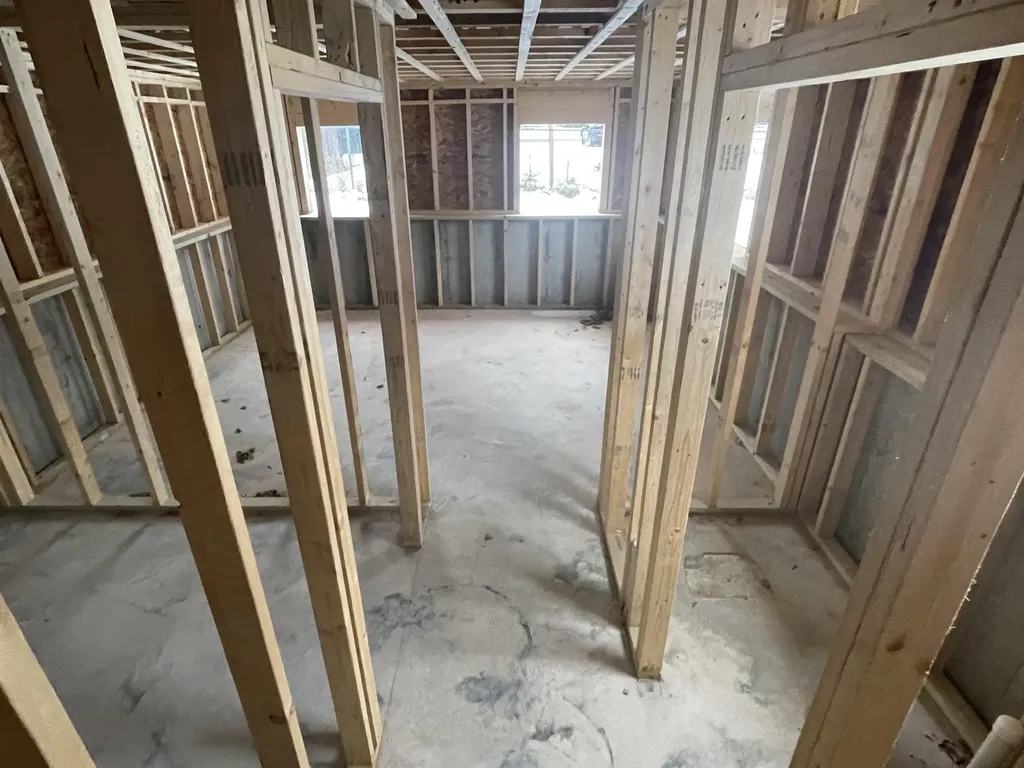 81 Washington Street Littleton NH 03561