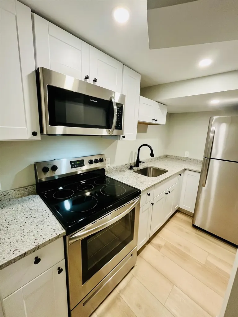 10 E Pearl Street Nashua NH 03060