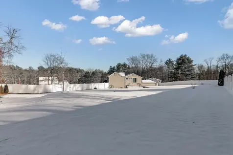 3 Sunrise Drive Pelham NH 03076