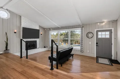3 Sunrise Drive Pelham NH 03076