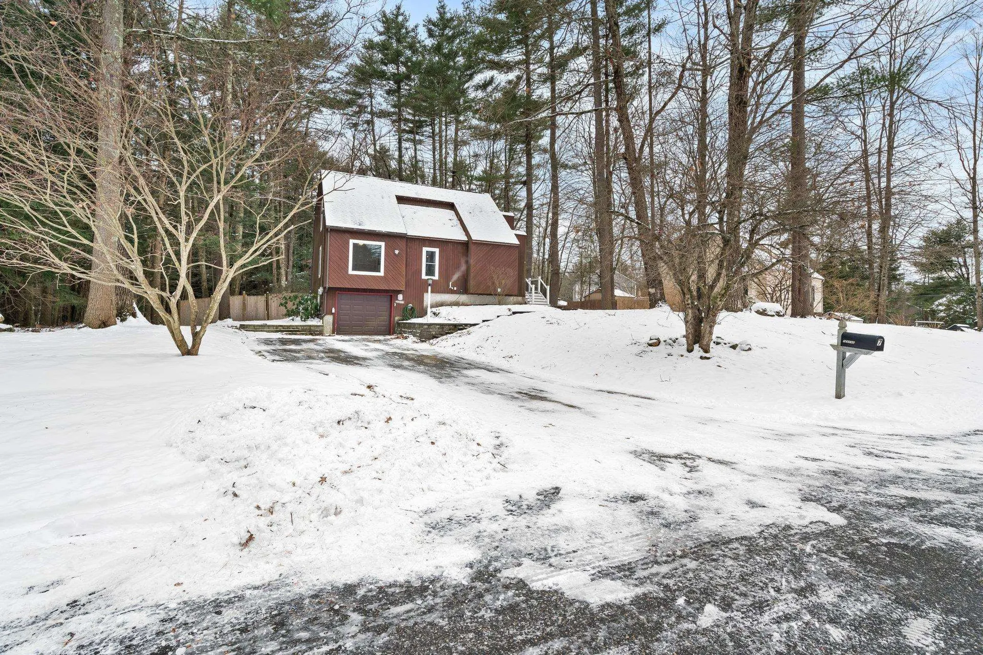 7 Fern Court Milford NH 03055