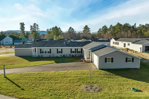21-b Wildflower Lane Plymouth NH 03264