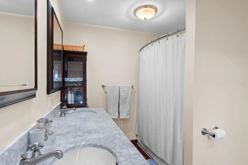 296 Christmas Hill Road Richmond VT 05477