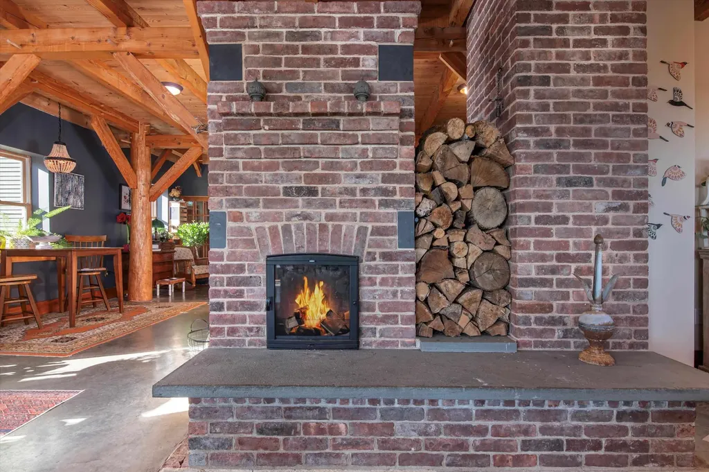 615 Beaver Pond Road Dummerston VT 05301