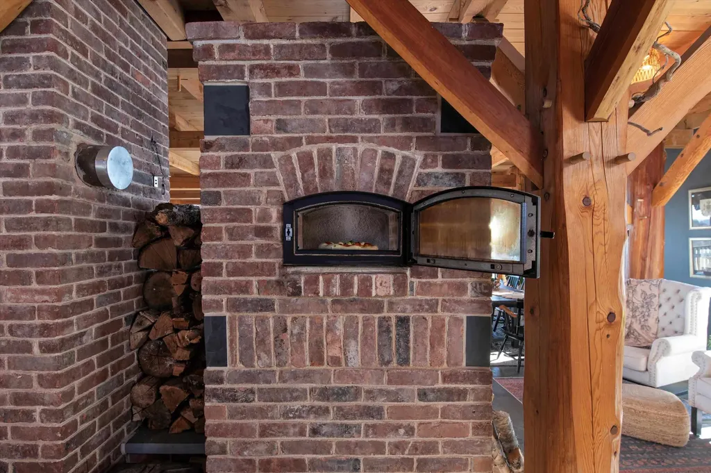 615 Beaver Pond Road Dummerston VT 05301