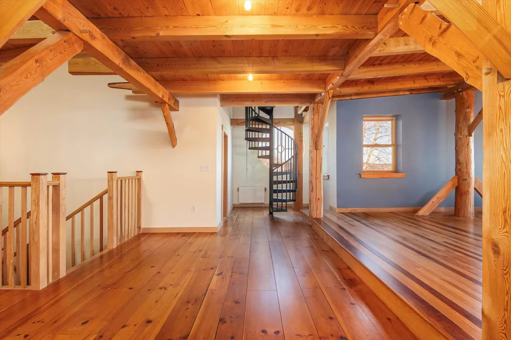 615 Beaver Pond Road Dummerston VT 05301