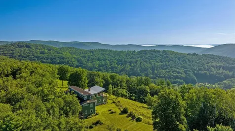 615 Beaver Pond Road Dummerston VT 05301