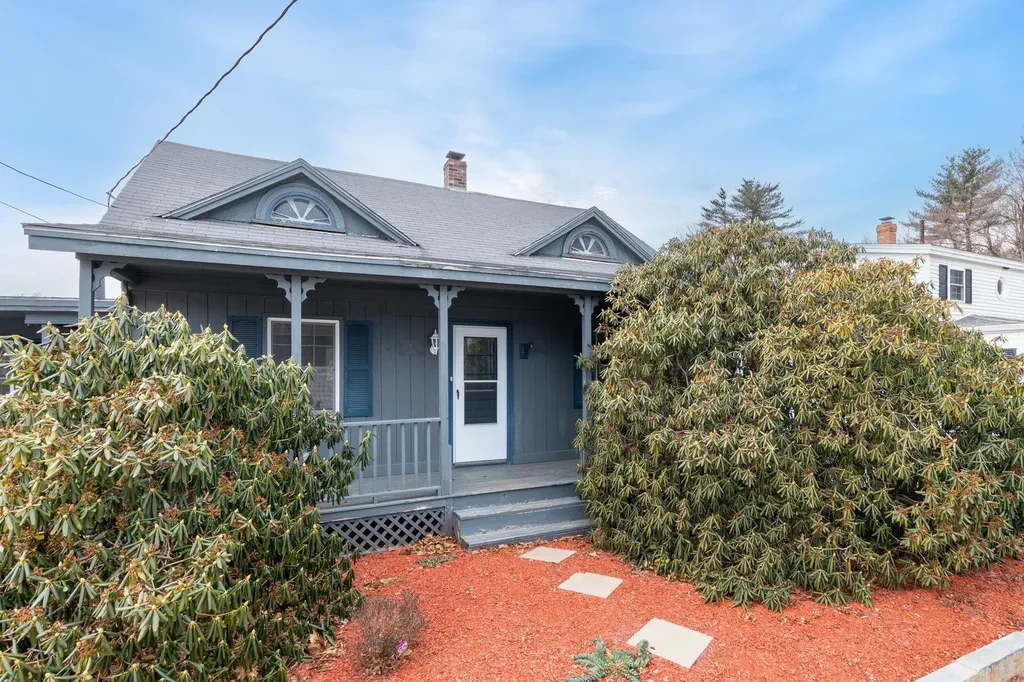 44 High Street Pembroke NH 03275