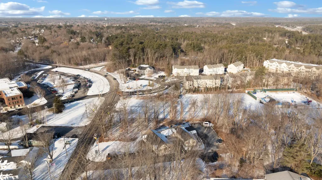 6 Hampton Road Exeter NH 03833-0000