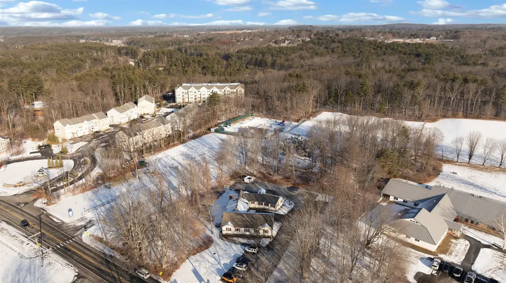 6 Hampton Road Exeter NH 03833-0000