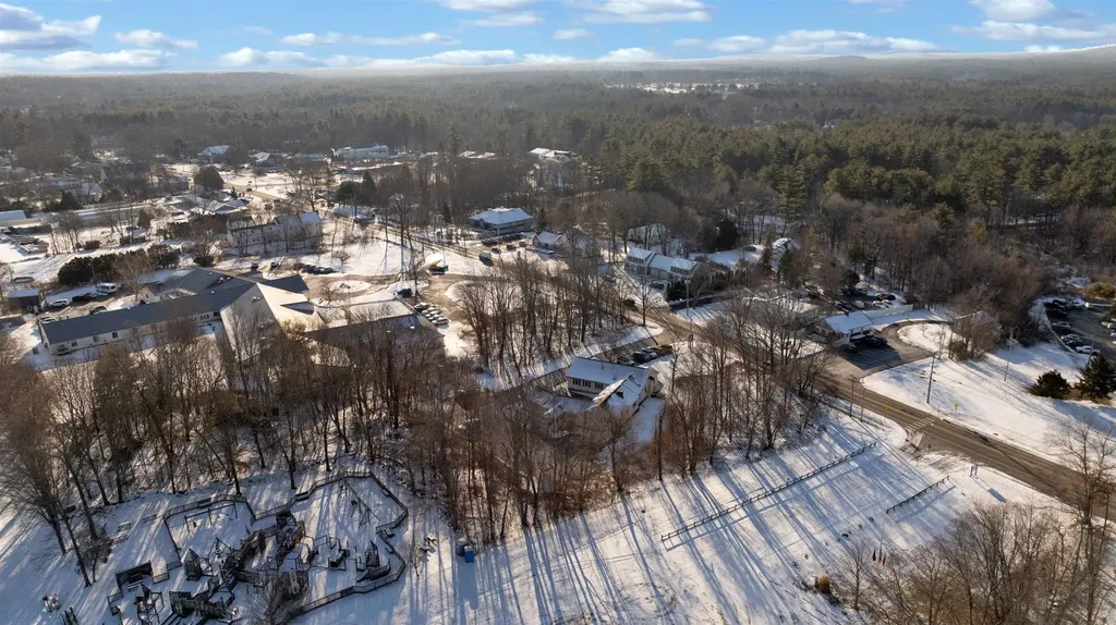 6 Hampton Road Exeter NH 03833-0000