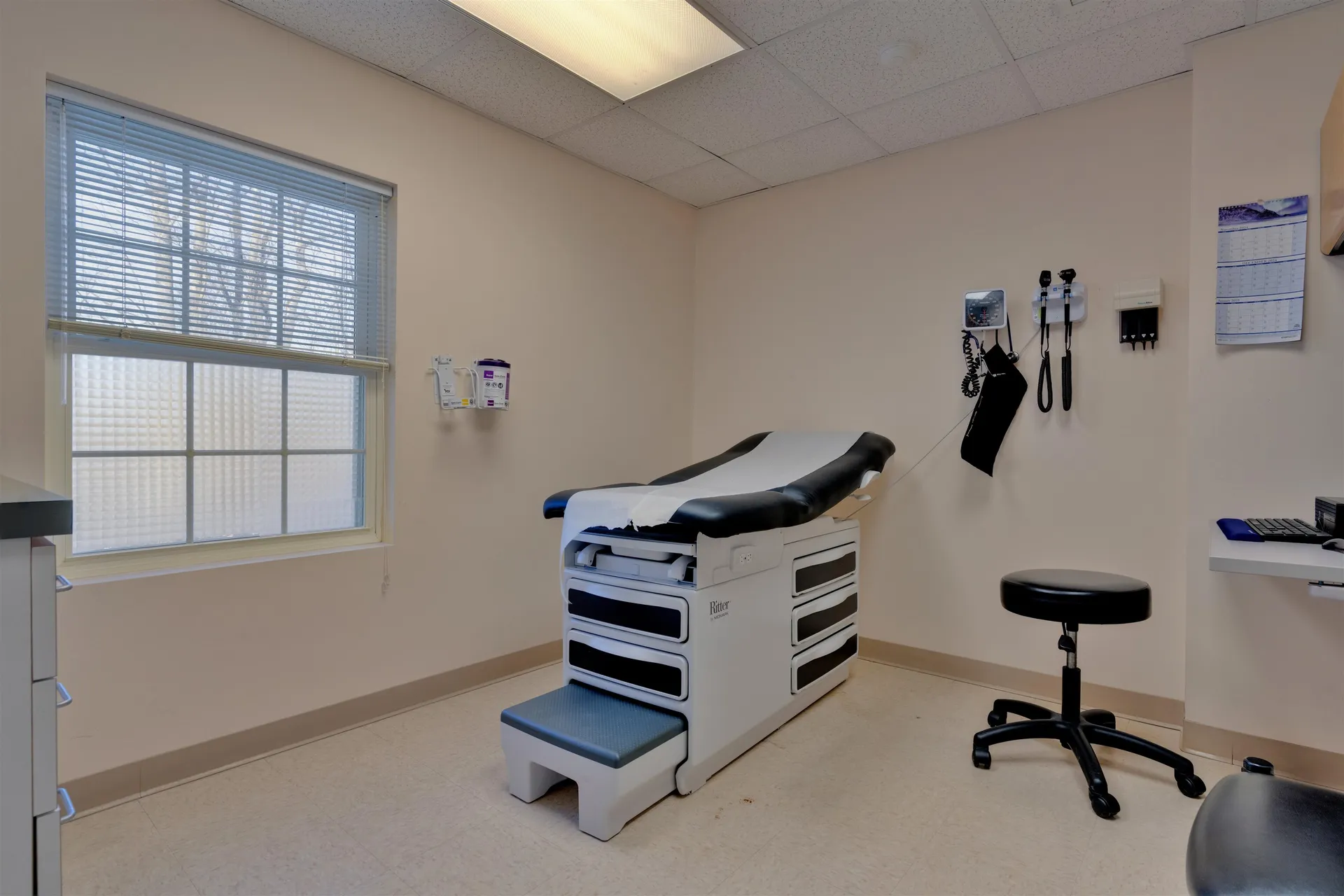 6 Hampton Road Exeter NH 03833-0000