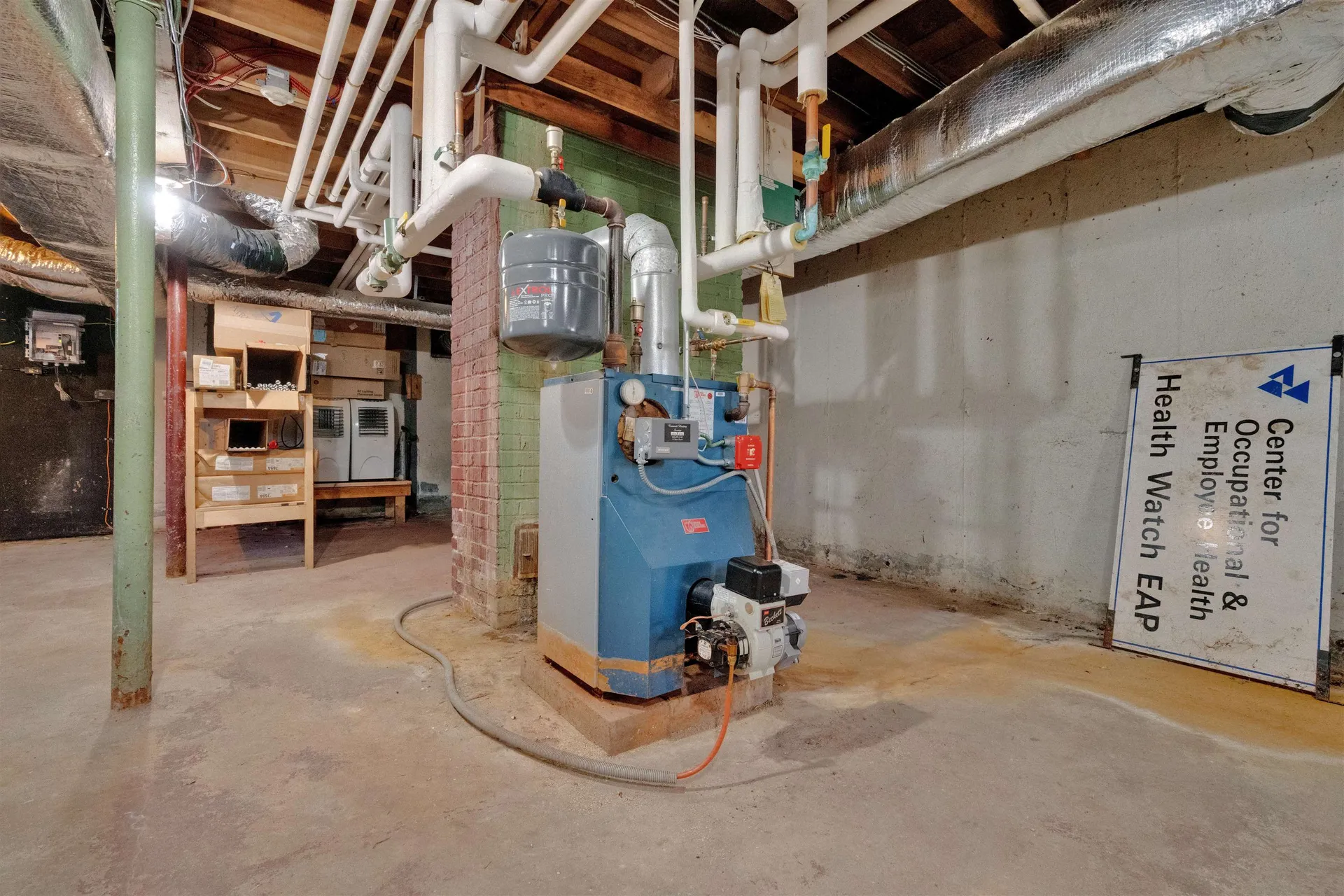 6 Hampton Road Exeter NH 03833-0000