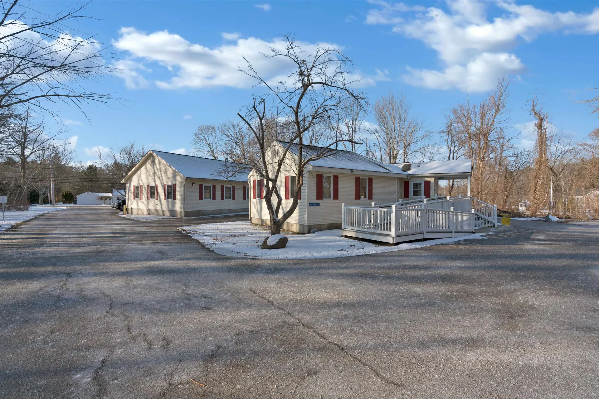 6 Hampton Road Exeter NH 03833-0000