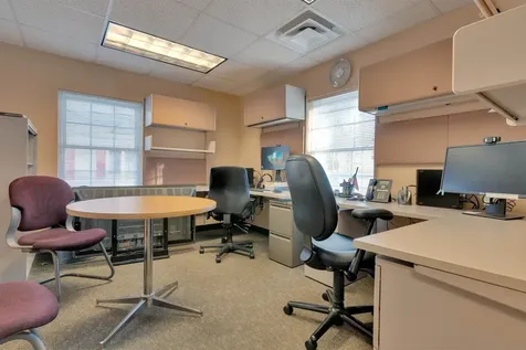 6 Hampton Road Exeter NH 03833-0000