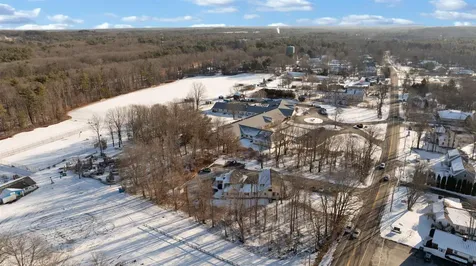 6 Hampton Road Exeter NH 03833-0000