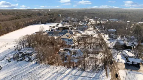 6 Hampton Road Exeter NH 03833-0000