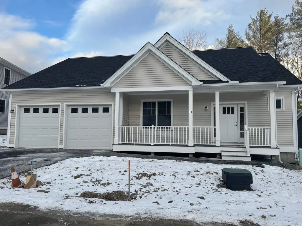 14 Rock Ridge Boulevard Lebanon NH 03784