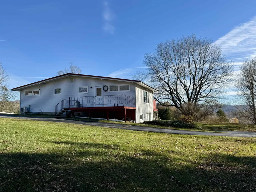 29 Reservoir Road Orange VT 05641