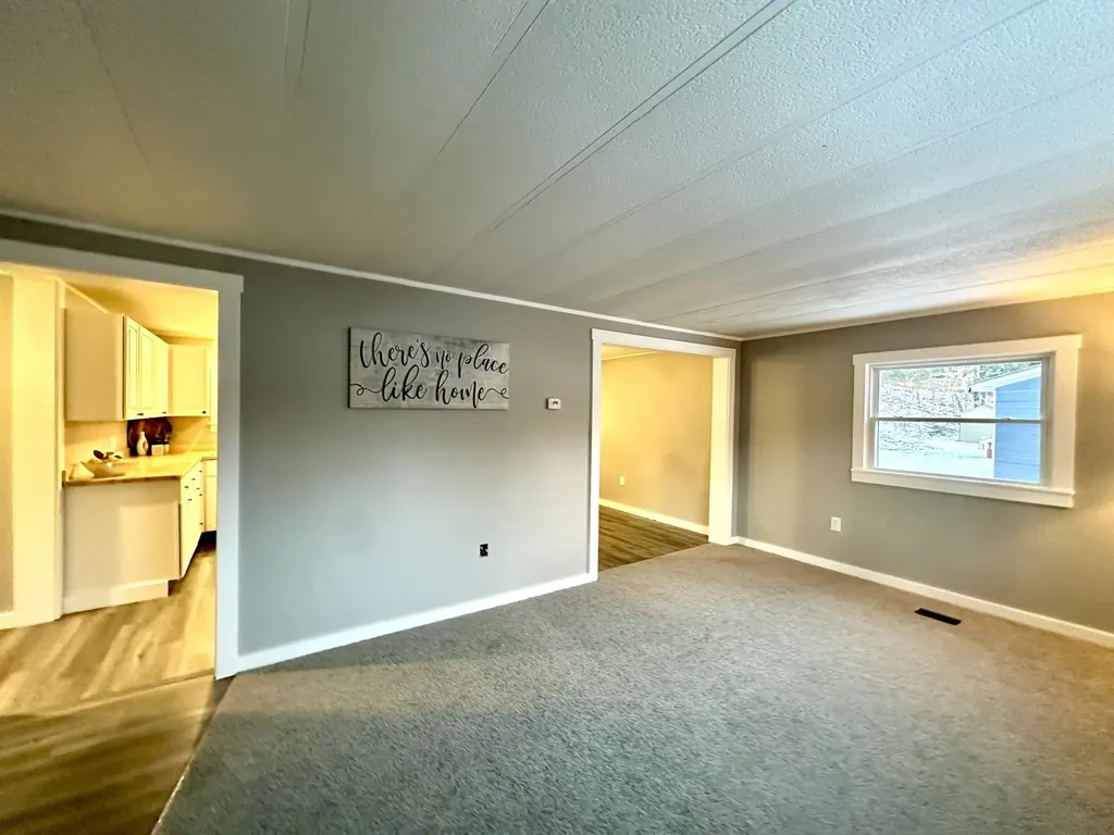 29 Finch Street Keene NH 03431