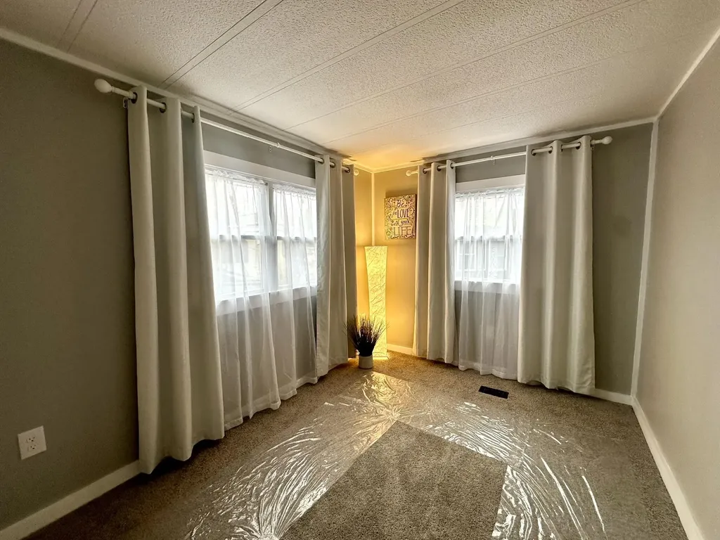 29 Finch Street Keene NH 03431