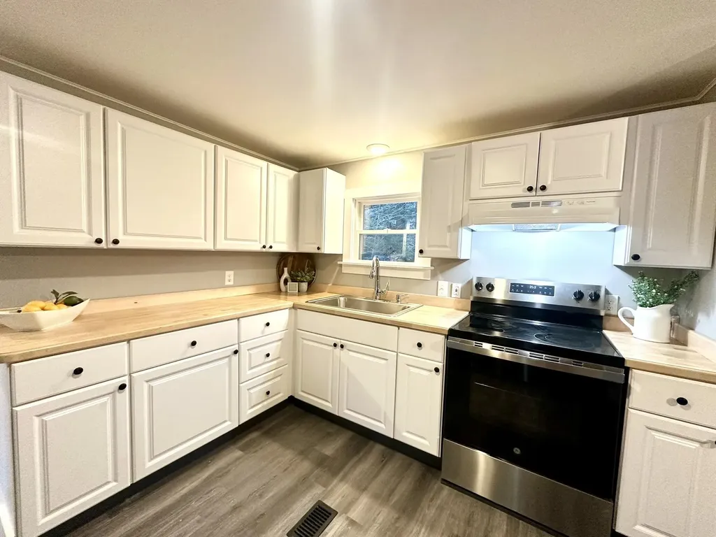 29 Finch Street Keene NH 03431