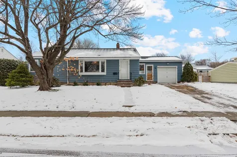 16 Bittersweet Lane Burlington VT 05401