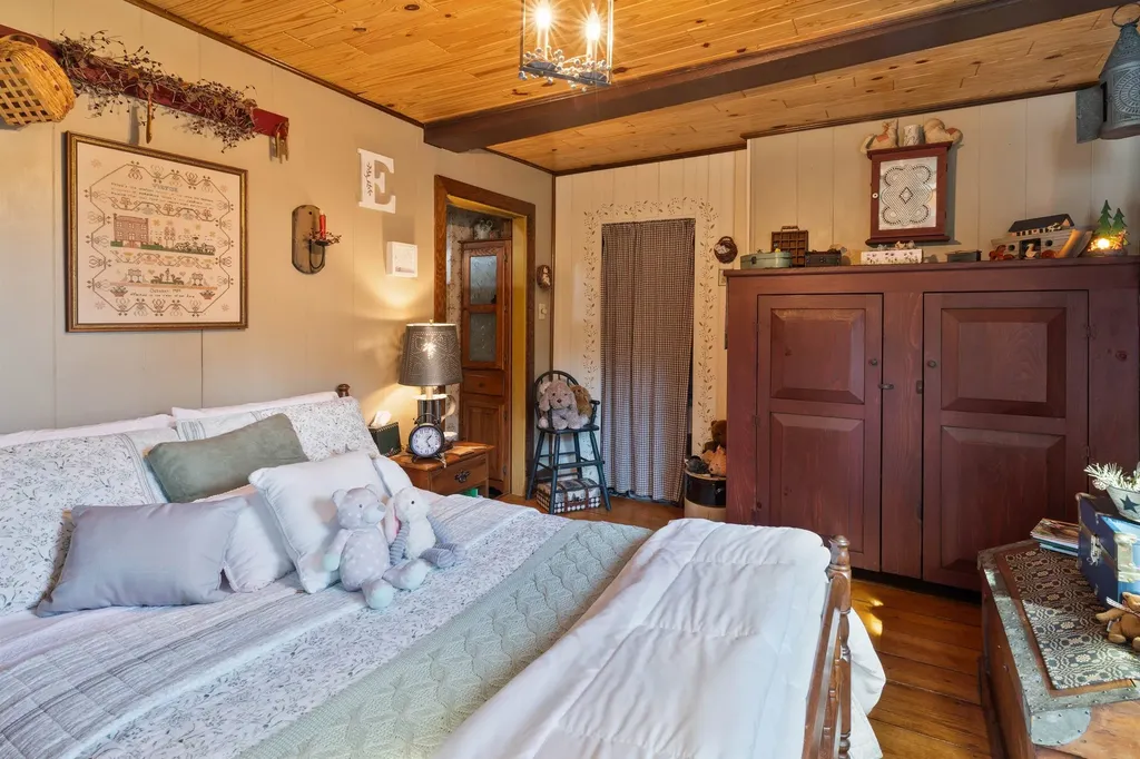 187 King Street Boscawen NH 03303