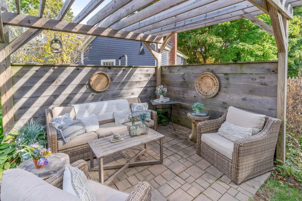 187 King Street Boscawen NH 03303