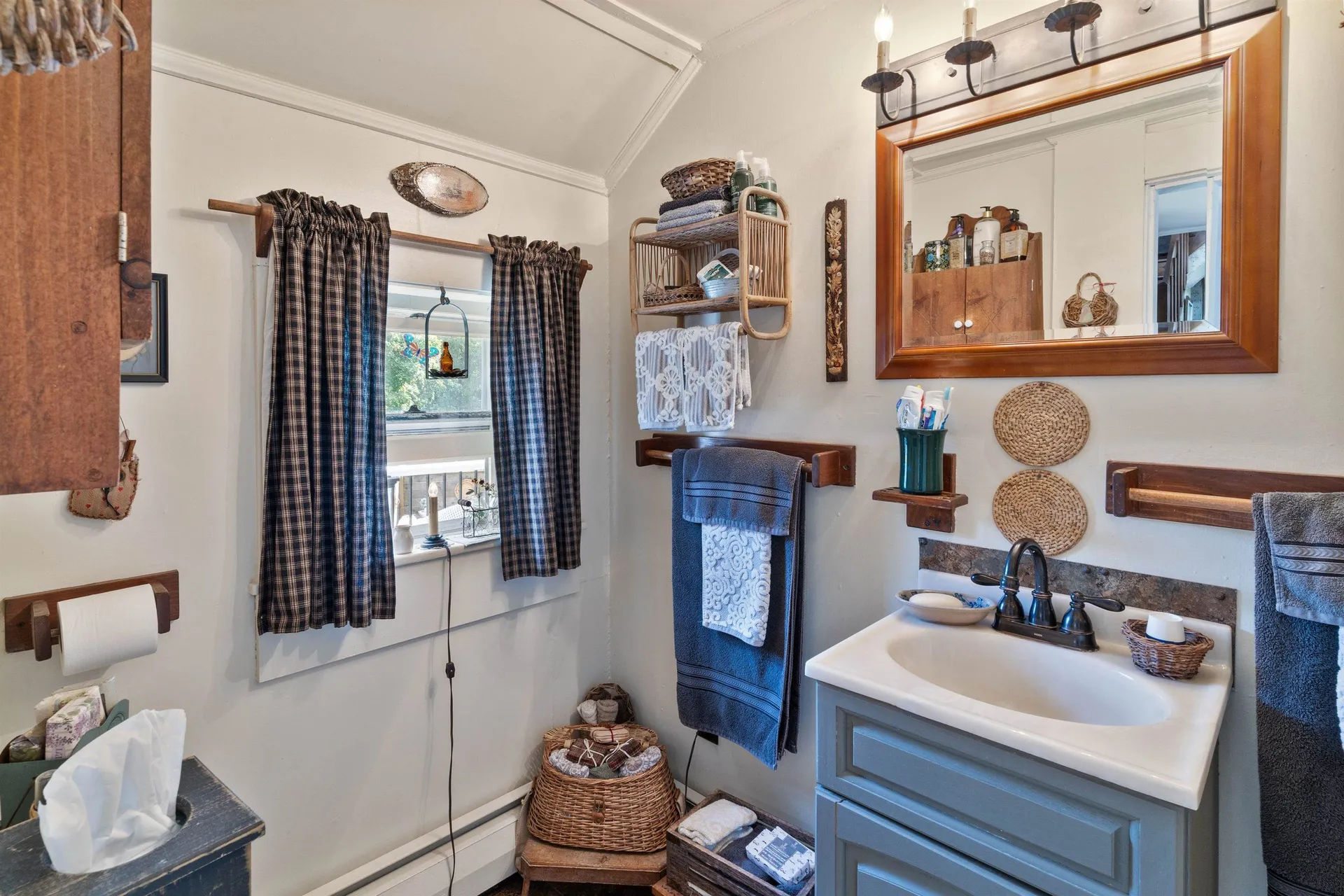 187 King Street Boscawen NH 03303