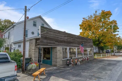 187 King Street Boscawen NH 03303