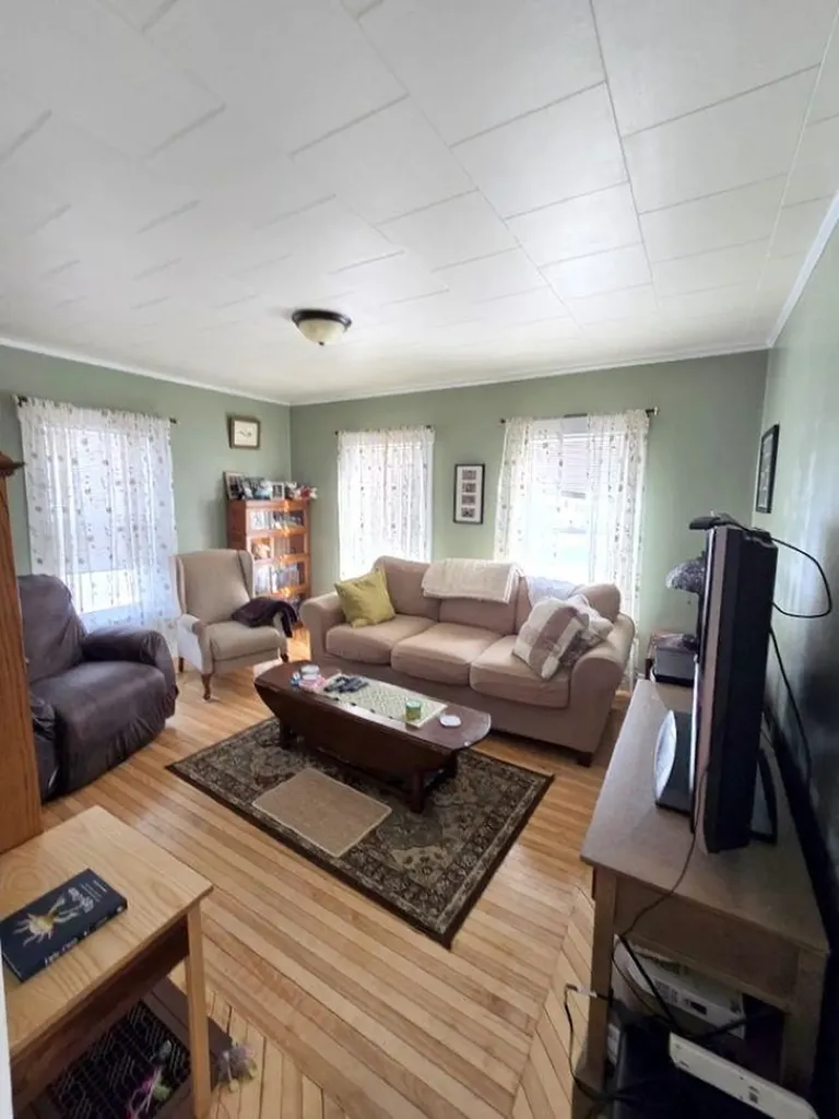105 Park Avenue Lyndon VT 05851