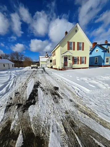 105 Park Avenue Lyndon VT 05851