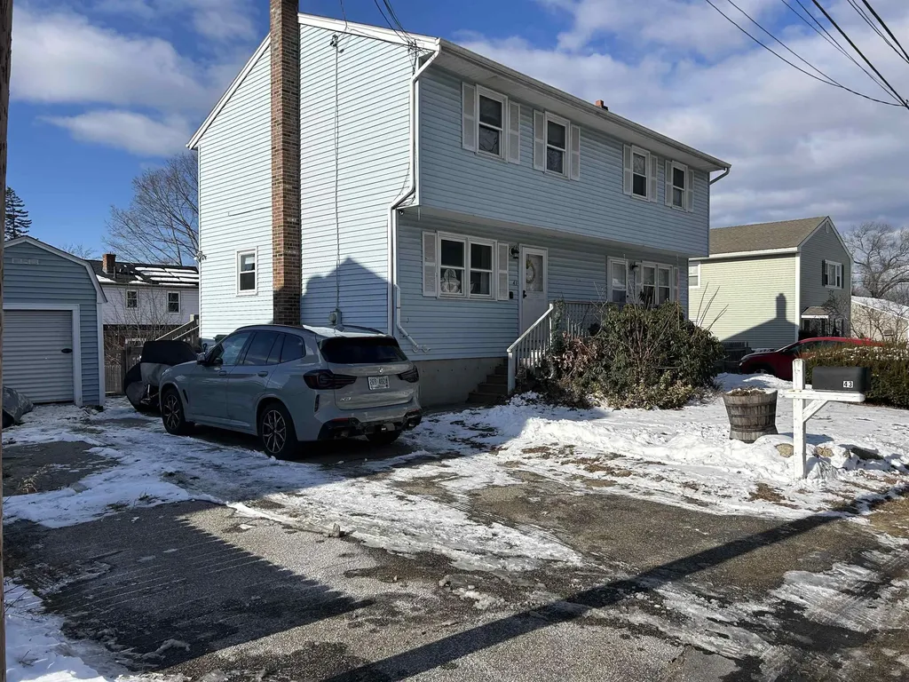 43 Sprague Street Manchester NH 03103