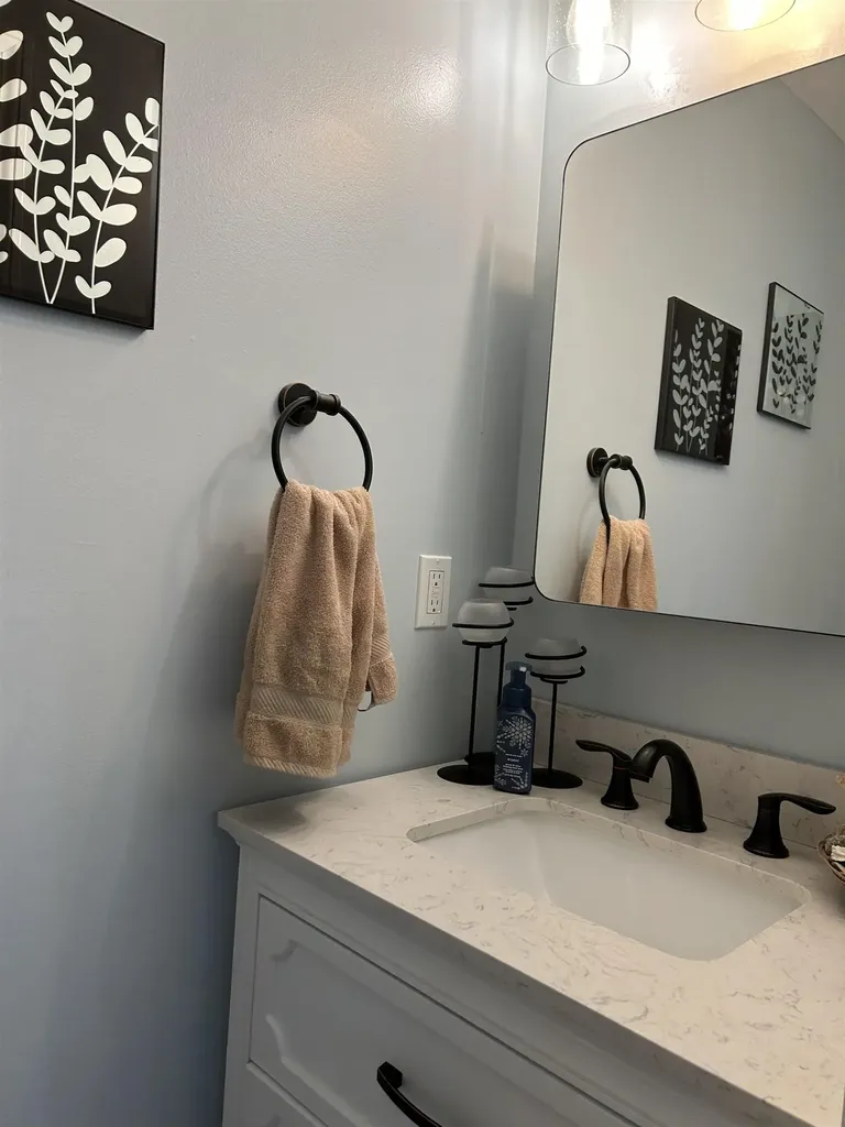 43 Sprague Street Manchester NH 03103