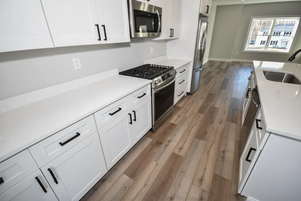 80b Rochester Hill Road Rochester NH 03867