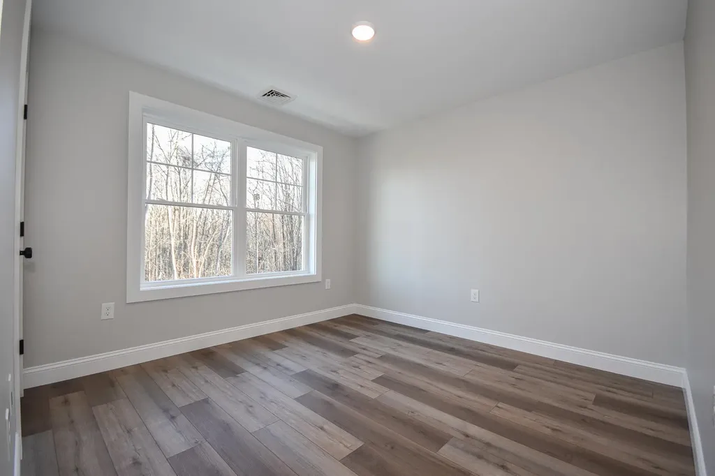 80b Rochester Hill Road Rochester NH 03867