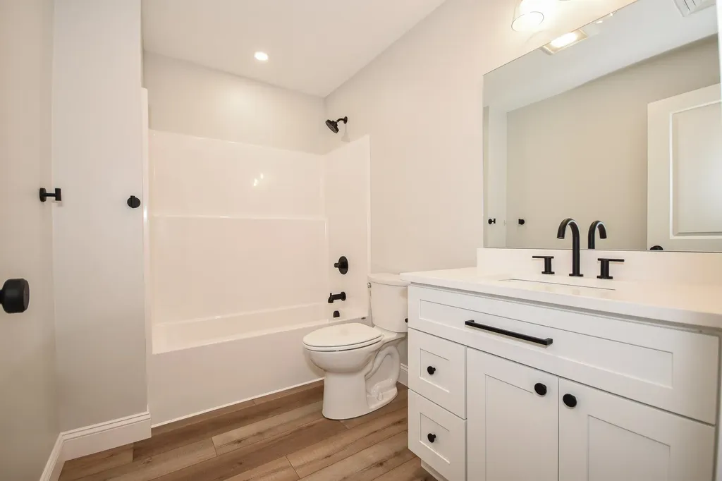 80b Rochester Hill Road Rochester NH 03867