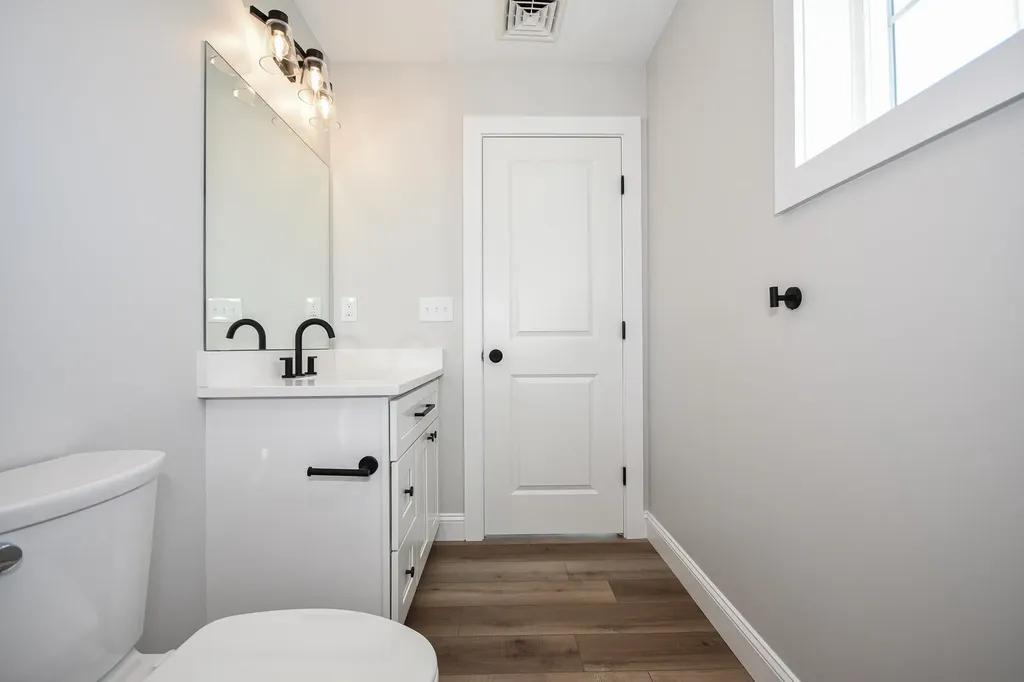 80b Rochester Hill Road Rochester NH 03867