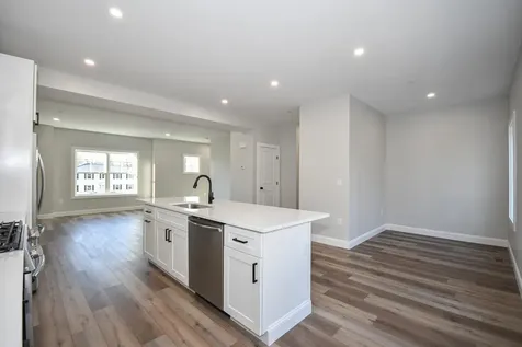 80b Rochester Hill Road Rochester NH 03867