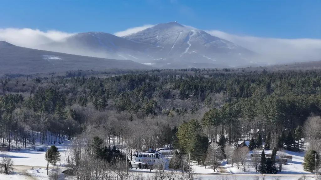 1645 Cross Road Jay VT 05859-9403