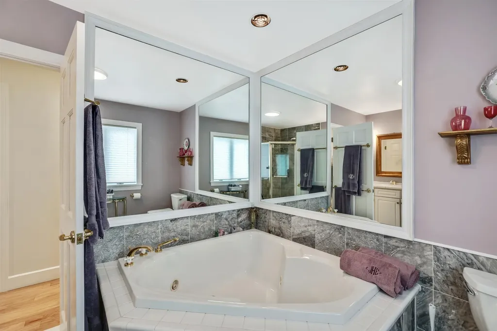 1645 Cross Road Jay VT 05859-9403